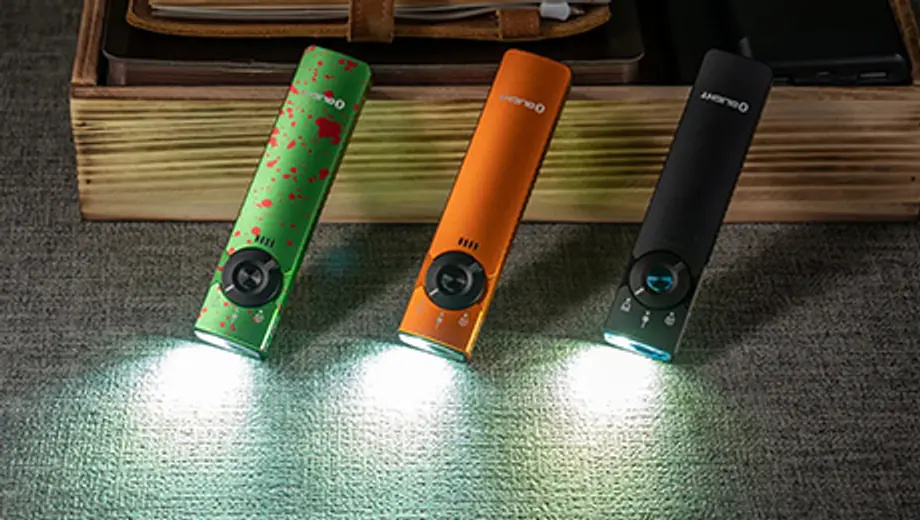 Cosa distingue Arkfeld Pro dalla torcia EDC?